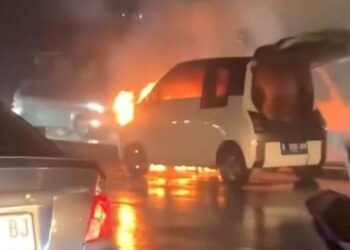 Ⓒ Hak cipta foto di atas dikembalikan sesungguhnya kepada pemilik foto KETIKKABARcom Ⓒ Hak cipta foto di atas dikembalikan sesungguhnya kepada pemilik foto