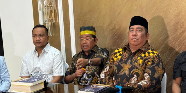 Ⓒ Hak cipta foto di atas dikembalikan sesungguhnya kepada pemilik foto KETIKKABARcom Ⓒ Hak cipta foto di atas dikembalikan sesungguhnya kepada pemilik foto