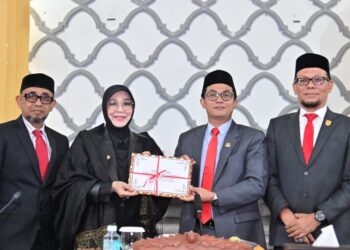 Ⓒ Hak cipta foto di atas dikembalikan sesungguhnya kepada pemilik foto