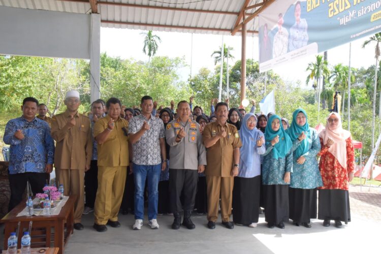 Foto bersama pada pembukaan Jambore ke2 IPeKB Indonesia PKBPLKB seProvinsi Aceh di Jantho Panorama Park JPP Aceh Besar Selasa 1982025 FOTOMC ACEH BESAR KETIKKABARcom Foto bersama pada pembukaan Jambore ke 2 IPeKB Indonesia PKBPLKB se Provinsi Aceh di Jantho Panorama Park JPP Aceh Besar Selasa 1982025 FOTOMC ACEH BESAR