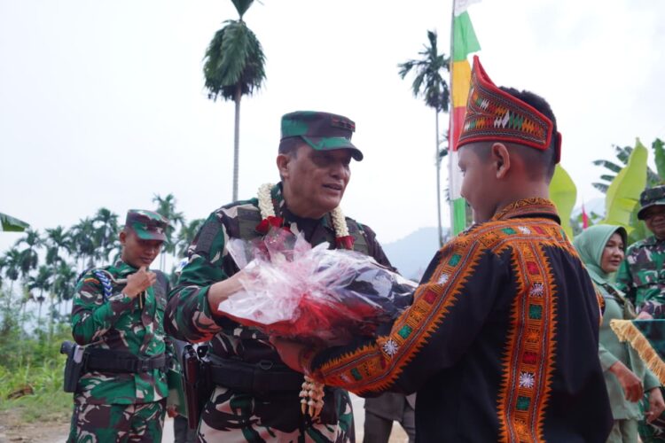 Ⓒ Hak cipta foto di atas dikembalikan sesungguhnya kepada pemilik foto KETIKKABARcom Ⓒ Hak cipta foto di atas dikembalikan sesungguhnya kepada pemilik foto