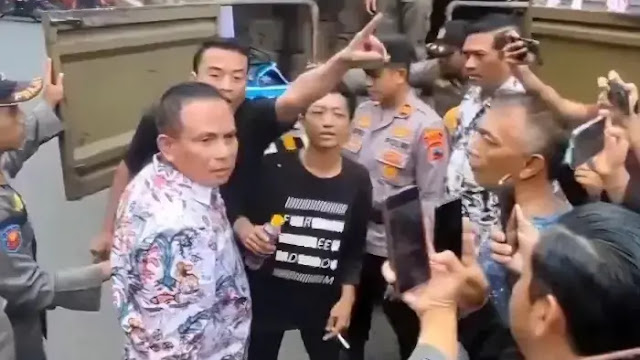 Ⓒ Hak cipta foto di atas dikembalikan sesungguhnya kepada pemilik foto KETIKKABARcom Ⓒ Hak cipta foto di atas dikembalikan sesungguhnya kepada pemilik foto