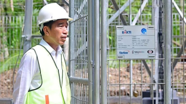 65bb34d31926djokowiissueslawoncarboncapturestorage663372jpg KETIKKABARcom 4 Bukti Kekuatan Jokowi Kini Hanya Bertumpu pada Relawan