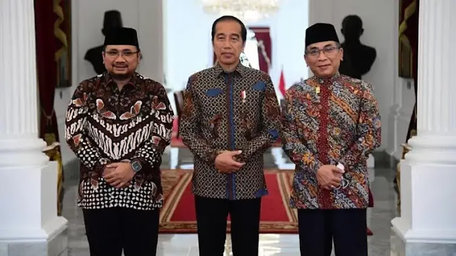IMG202303242242104213629809webpjpeg KETIKKABARcom Adhie M Massardi Yakin 100 Menag Yaqut Tak Berani Lego Kuota Haji Tanpa Perintah Jokowi