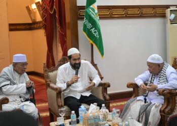 Gubernur Aceh, Muzakkir Manaf Menerima Kunjungan Silaturrahmi Ulama MUNA di pendopo Gubernur Aceh Banda Aceh, 23/8/2025