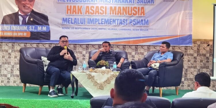 Anggota Komisi XIII DPR RI HT Ibrahim ST MM saat melakukan sosialisasi P5HAM di Aceh Senin 2292025 FOTOKetikabarcom