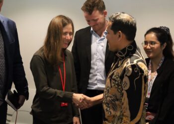 Wakil Gubernur Wagub Aceh Fadhlullah melakukan audiensi dengan pihak Kedutaan Besar Kerajaan Denmark di Menara Rajawali Jakarta Pusat Senin 29 September 2025 KETIKKABARcom Wakil Gubernur Wagub Aceh Fadhlullah melakukan audiensi dengan pihak Kedutaan Besar Kerajaan Denmark di Menara Rajawali Jakarta Pusat Senin 29 September 2025
