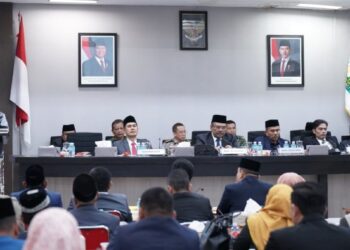 Rapat Paripurna Penyampaian Nota Keuangan dan Rancangan Qanun Perubahan APBA Tahun Anggaran 2025./Foto: Humas