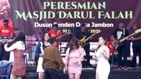 Ⓒ Hak cipta foto di atas dikembalikan sesungguhnya kepada pemilik foto KETIKKABARcom Ⓒ Hak cipta foto di atas dikembalikan sesungguhnya kepada pemilik foto