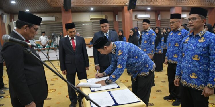Ⓒ Hak cipta foto di atas dikembalikan sesungguhnya kepada pemilik foto KETIKKABARcom Ⓒ Hak cipta foto di atas dikembalikan sesungguhnya kepada pemilik foto
