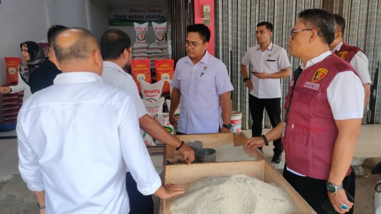 Ⓒ Hak cipta foto di atas dikembalikan sesungguhnya kepada pemilik foto