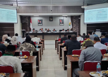DPRA menggelar Rapat Koordinasi (Rakor) dengan tim Komisi Pemberantasan Korupsi Republik Indonesia (KPK-RI) terkait Perencanaan dan Penganggaran APBD Bersama DPRA yang berlangsung di Ruang Serba Guna DPRA, Jumat (24/10).