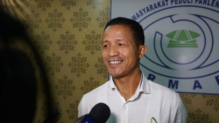 Lucius Karus Peneliti Forum Masyarakat Peduli Parlemen Indonesia FormappiⒸ Hak cipta foto di atas dikembalikan sesungguhnya kepada pemilik foto KETIKKABARcom Lucius Karus Peneliti Forum Masyarakat Peduli Parlemen Indonesia FormappiⒸ Hak cipta foto di atas dikembalikan sesungguhnya kepada pemilik foto