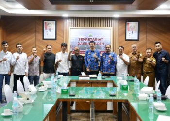 Sekretaris Daerah Aceh, M. Nasir, S.IP., MPA., menerima audiensi pengurus Asosiasi Media Siber Indonesia (AMSI) di Ruang Rapat Sekda Aceh, Senin (3/11/2025).