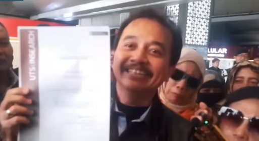 Ⓒ Hak cipta foto di atas dikembalikan sesungguhnya kepada pemilik foto KETIKKABARcom Ⓒ Hak cipta foto di atas dikembalikan sesungguhnya kepada pemilik foto