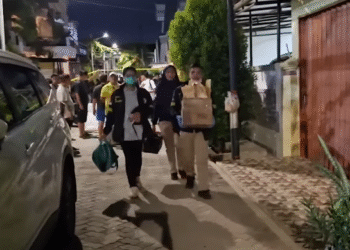 Ⓒ Hak cipta foto di atas dikembalikan sesungguhnya kepada pemilik foto