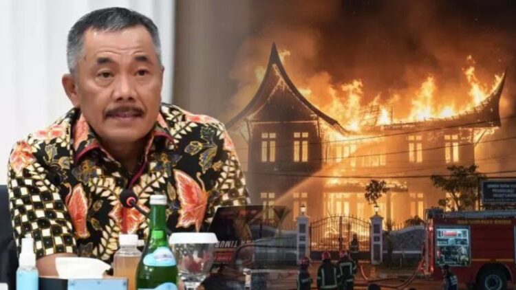 Foto KolaseKETIKKABARcomIst