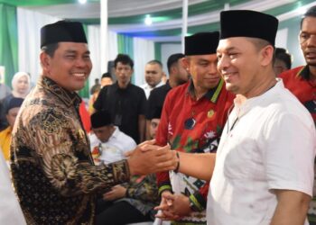 Bupati Aceh Besar H Muharram Idris (Syech Muharram) menghadiri gala dinner pembukaan MTQ XXXVII tingkat Provinsi Aceh tahun 2025, di halaman Kantor Bupati Pidie Jaya, Sabtu (1/11/2025) malam. FOTO/ MC ACEH BESAR