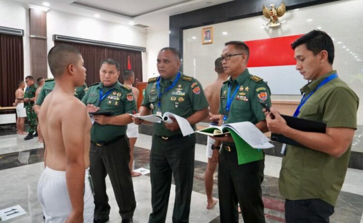 Kodam IM menyelenggarakan Sidang Pemilihan Calon Bintara Prajurit Karier PK TNI Angkatan Darat Gelombang II Tahun Anggaran 2025 Tingkat Sub Panitia Pusat Sub Panpus yang dilaksanakan di Gedung Malahayati Lantai II Markas Kodam Iskandar Muda pada Kamis 6112025 Foto HUMAS KODAM IM