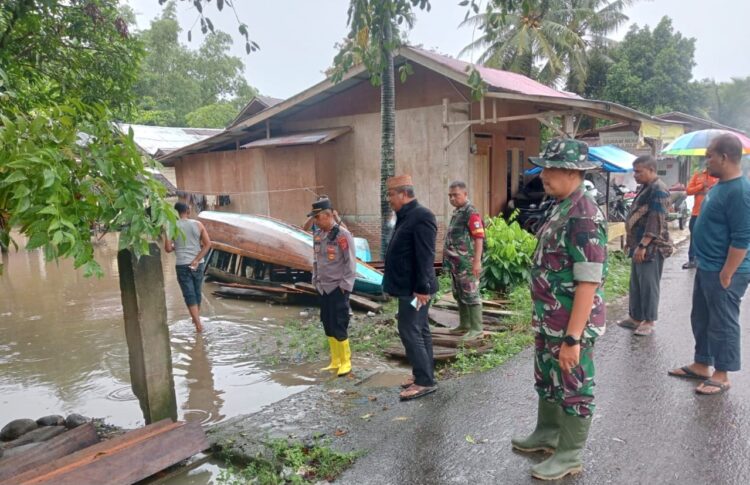Ⓒ Hak cipta foto di atas dikembalikan sesungguhnya kepada pemilik foto