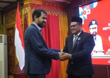 Gubernur Aceh, Muzakir Manaf, melantik Jamaluddin, S.H., M.Kn Sebagai Ketua Badan Reintegrasi Aceh (BRA) periode 2025-2030 , Banda Aceh, senin, 24/11/2025