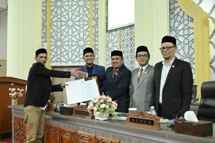 Ⓒ Hak cipta foto di atas dikembalikan sesungguhnya kepada pemilik foto KETIKKABARcom Ⓒ Hak cipta foto di atas dikembalikan sesungguhnya kepada pemilik foto