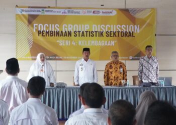 Wakil Bupati Aceh Besar Drs Syukri menghadiri Focus Group Discussion Pembinaan Statistik Sektoral Seri Keempat di Aula Bappeda Aceh Besar, Rabu (26/11/2025). FOTO/ PROKOPIM PEMKAB ACEH BESAR