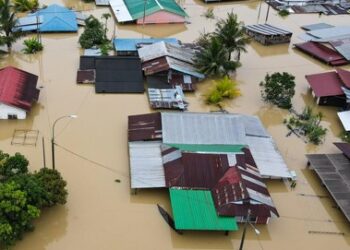 Malaysia diterjang banjir. (AFP/MOHD RASFAN)