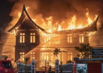 Ⓒ Hak cipta foto di atas dikembalikan sesungguhnya kepada pemilik foto