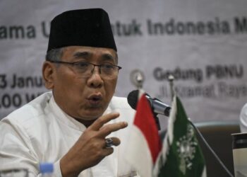 Ketua Umum Pengurus Besar Nahdlatul Ulama (PBNU) Yahya Cholil Staquf alias Gus Yahya buka suara soal isu pemakzulan dirinya yang tengah berembus. (ANTARA FOTO/MUHAMMAD RAMDAN)