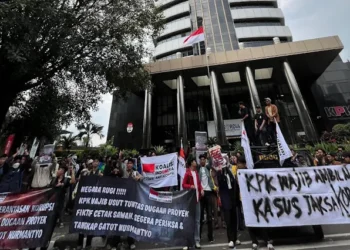 Ⓒ Hak cipta foto di atas dikembalikan sesungguhnya kepada pemilik foto