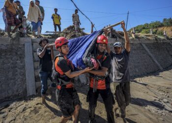 Ⓒ Hak cipta foto di atas dikembalikan sesungguhnya kepada pemilik foto