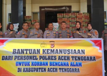 Polres Aceh Tenggara mengirimkan bantuan kemanusiaan untuk masyarakat yang terdampak bencana di Kecamatan Ketambe, Kabupaten Aceh Tenggara, pada Kamis, 4 Desember 2025.
