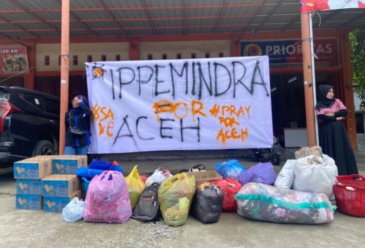 IPPEMINDRA menggelar aksi galang dana dan open donasi di depan Sekretariat IPPEMINDRA Jalan Banda AcehMedan yang berlangsung dari 4 hingga 6 Desember 2025