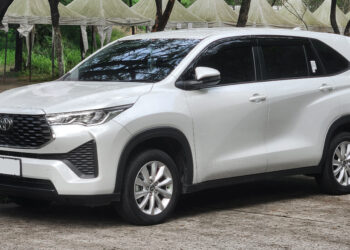 Toyota Kijang Innova Zenix 2.0 V (2022)/(FOTO: Wikipedia)