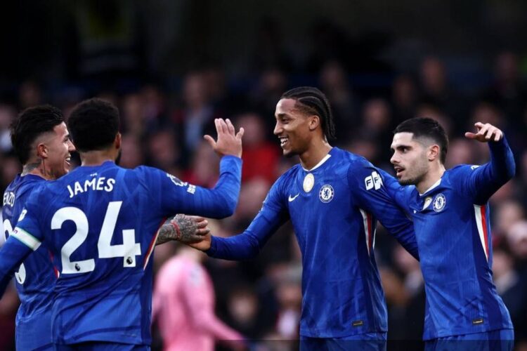 Joao Pedro kedua dari kanan merayakan gol pertama timnya dalam pertandingan sepak bola Liga Inggris antara Chelsea vs Brentford di Stamford Bridge di London pada 17 Januari 2026 Foto oleh Henry NICHOLLS AFP KETIKKABARcom Joao Pedro kedua dari kanan merayakan gol pertama timnya dalam pertandingan sepak bola Liga Inggris antara Chelsea vs Brentford di Stamford Bridge di London pada 17 Januari 2026 Foto oleh Henry NICHOLLS AFP