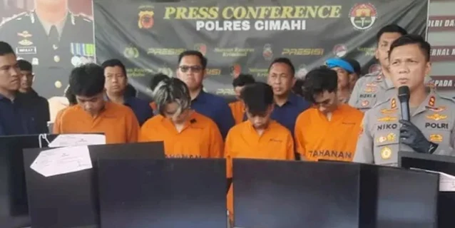 Ⓒ Hak cipta foto di atas dikembalikan sesungguhnya kepada pemilik foto KETIKKABARcom Ⓒ Hak cipta foto di atas dikembalikan sesungguhnya kepada pemilik foto