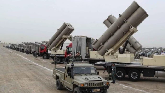 Rudal balistik jarak pendek Fath360 militer IranFOTO asiatimescom KETIKKABARcom Rudal balistik jarak pendek Fath 360 militer IranFOTO asiatimescom