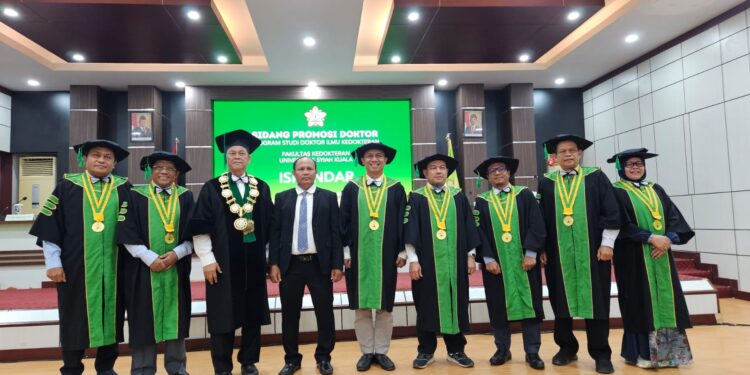 Iskandar Raih Gelar Doktor FK USK Usai Pertahankan Disertasi Peran Lembaga Adat dalam Penurunan Stunting