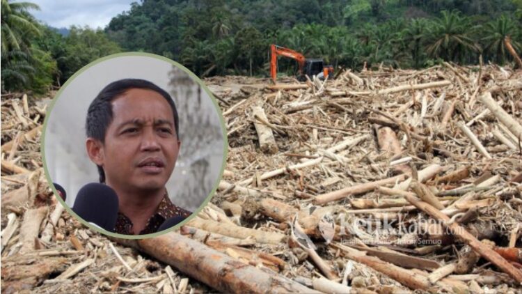 Menteri Kehutanan Raja Juli AntoniFOTO Kolase KETIKKABARcomIst KETIKKABARcom Menteri Kehutanan Raja Juli AntoniFOTO Kolase KETIKKABARcomIst