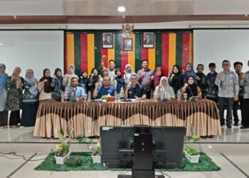 Balai Besar Pengawas Obat dan Makanan (BBPOM) di Banda Aceh foto bersama usai melaksanakan Monitoring dan Evaluasi (Monev) penanganan banjir bandang Aceh untuk meninjau capaian serta tantangan tim Satgas Terpadu, Kamis (15/1/2026)