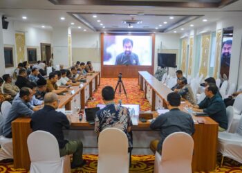 Gubernur Aceh Muzakir Manaf, yang akrab disapa Mualem, kembali menetapkan perpanjangan keempat status tanggap darurat bencana hidrometeorologi selama tujuh hari ke depan.