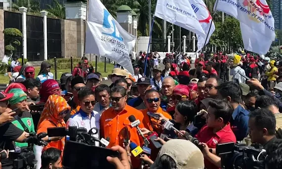 Ⓒ Hak cipta foto di atas dikembalikan sesungguhnya kepada pemilik foto KETIKKABARcom Ⓒ Hak cipta foto di atas dikembalikan sesungguhnya kepada pemilik foto