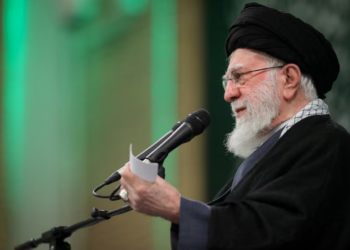Khamenei Ultimatum AS: Jika Iran Diserang, Perang Regional Meledak