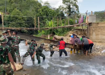 Ⓒ Hak cipta foto di atas dikembalikan sesungguhnya kepada pemilik foto.