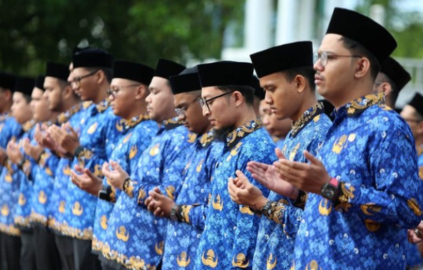 Pemerintah menetapkan kebijakan work from anywhere WFA selama 5 hari bagi PNS pada periode libur Lebaran 2026 Foto ANTARA KETIKKABARcom Pemerintah menetapkan kebijakan work from anywhere WFA selama 5 hari bagi PNS pada periode libur Lebaran 2026 Foto ANTARA