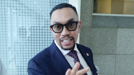Ahmad SahroniDOK ANTARABagus Ahmad Rizaldiam KETIKKABARcom Ahmad SahroniDOK ANTARABagus Ahmad Rizaldiam