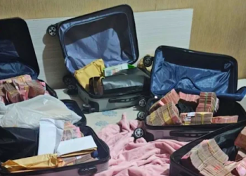 Ⓒ Hak cipta foto di atas dikembalikan sesungguhnya kepada pemilik foto.