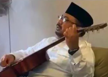 Ⓒ Hak cipta foto di atas dikembalikan sesungguhnya kepada pemilik foto.
