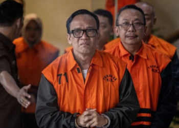 Ⓒ Hak cipta foto di atas dikembalikan sesungguhnya kepada pemilik foto.